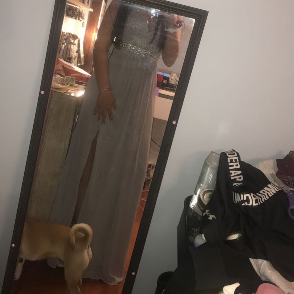 Prom dress - Picture 2 of 6